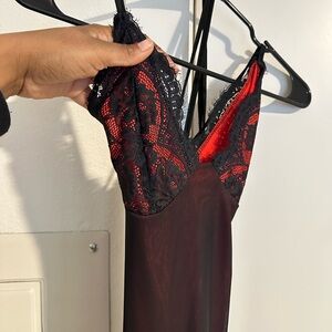 Elegant Black and Red Lace Chemise